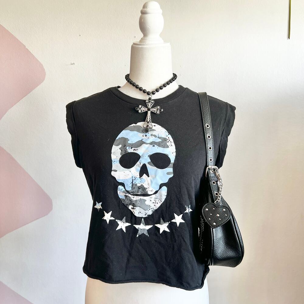 No Boundaries Black Graphic Skull Tank Top with Blue Camo Print